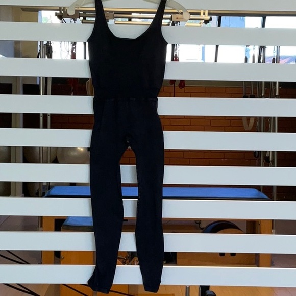 NWOT FP MOVEMENT BY FREE PEOPLE GOOD KARMA ONESIE - Picture 5 of 10